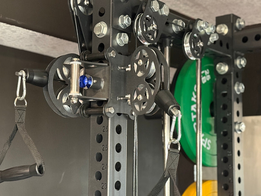 Rack de musculation fonctionnel KB2402 avec KB2402 Cage à Squat Fonctionnelle avec Smith Machine et Double Poulie | Acier Calibre 9 3”x3” | Entraîneur Tout-en-Un